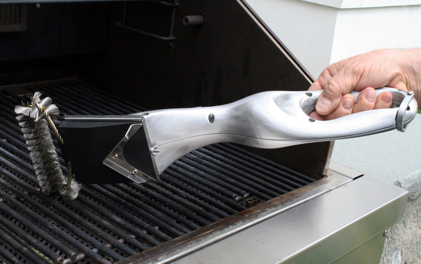 Grand Grill Daddy® Platinum – All Metal Steam Brush