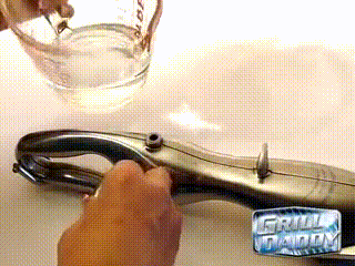 Grill Daddy steam cleaning barbeque grill brush